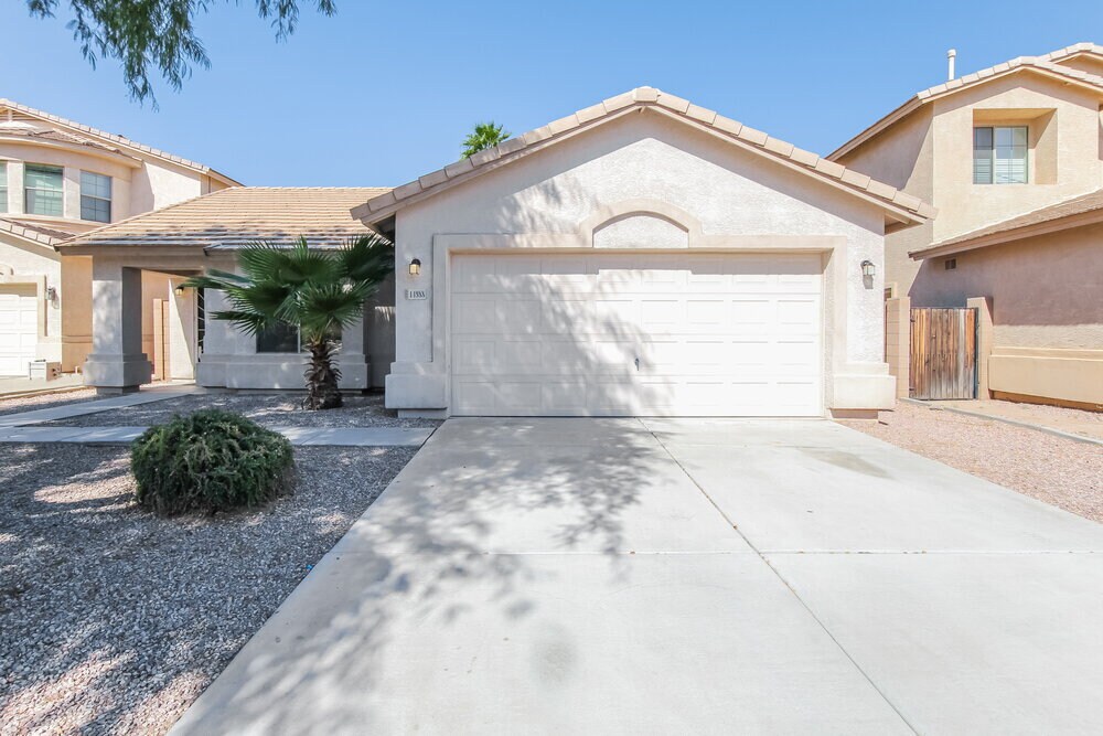 14988 W Riviera Dr in Surprise, AZ - Building Photo