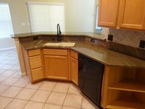 8098 Keswick Ct in Jacksonville, FL - Foto de edificio - Building Photo