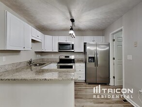2506 Lakeside Dr in Villa Rica, GA - Building Photo - Building Photo
