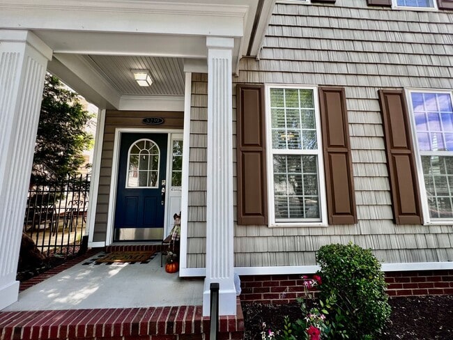 8239 Lee Hall Ave in Suffolk, VA - Building Photo - Building Photo