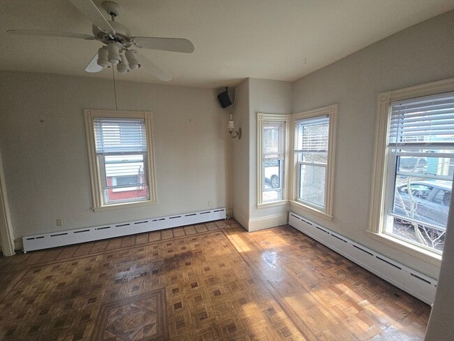 21 Mountain Ave in Somerville, MA - Building Photo - Building Photo