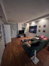 73 Westland Ave, Unit 1 in Boston, MA - Foto de edificio - Building Photo