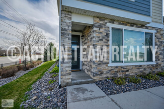 1712 Naxos Ln in South Jordan, UT - Building Photo - Building Photo