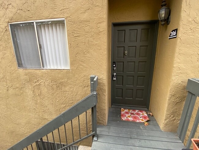 17127 W Bernardo Dr in San Diego, CA - Building Photo - Building Photo