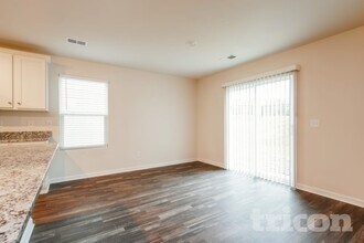 6015 Mason Tucker Dr in Inman, SC - Building Photo - Building Photo