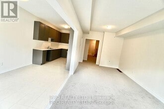 66 Baker St in Thorold, ON - Building Photo - Building Photo
