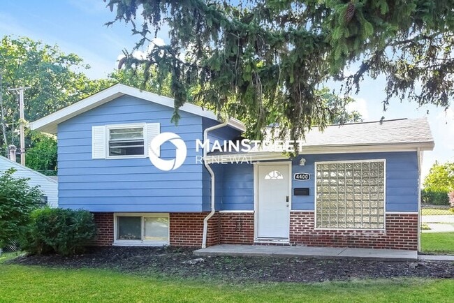 property at 4400 Wyatt Rd
