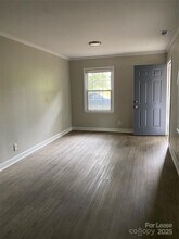 811 Seldon Dr in Charlotte, NC - Building Photo - Building Photo