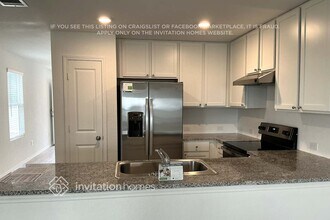 171 Dodger Wy in New Braunfels, TX - Foto de edificio - Building Photo