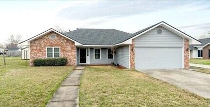 5672 Cheyenne Trail in Lake Charles, LA - Building Photo - Building Photo