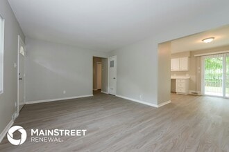 11304 Crystal Ave in Kansas City, MO - Foto de edificio - Building Photo