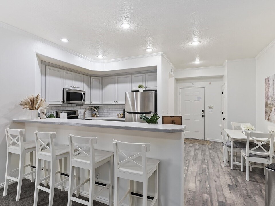4930 N University Ave, Unit 47 in Provo, UT - Building Photo