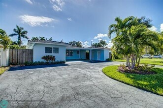 254 Avalon Ave in Lauderdale-by-the-Sea, FL - Foto de edificio - Building Photo