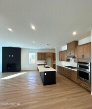 2324 Rocky Anchor Ln in Sparks, NV - Building Photo - Building Photo