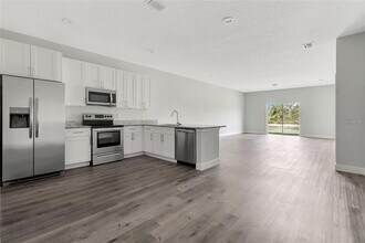 10387 Port Everglades St in Port Charlotte, FL - Building Photo - Building Photo