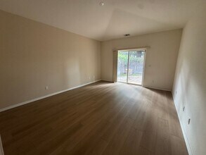 2329 Eastbury Way in Santa Maria, CA - Building Photo - Building Photo