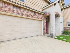 1812 W Villa Maria Rd in Bryan, TX - Building Photo - Building Photo
