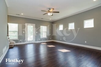 219 Jenny Ln in Raymore, MO - Building Photo - Building Photo