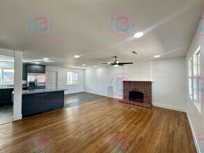 1145 Kirman Ave in Reno, NV - Building Photo - Building Photo