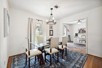 14114 St Marys Ln in Houston, TX - Building Photo - Building Photo