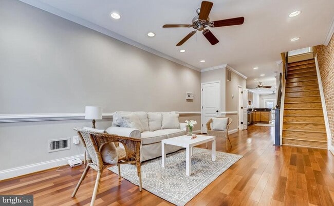 property at 130 W Ostend St