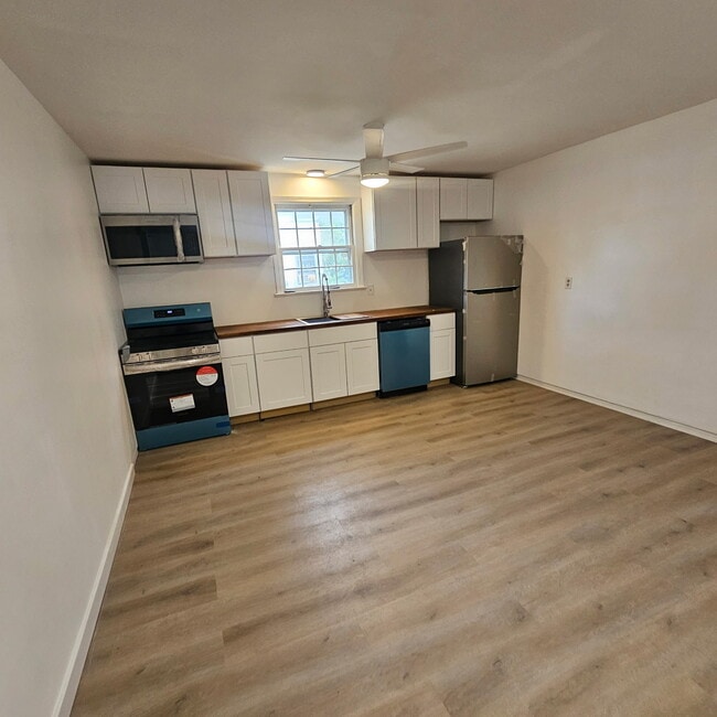217 Fulton St, Unit A