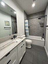 4019 Quinn Dr NE in Moses Lake, WA - Foto de edificio - Building Photo