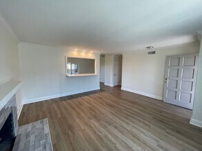 6440 Oakridge Rd in San Diego, CA - Building Photo - Building Photo