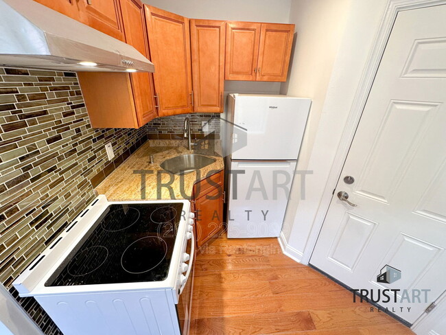 property at 2025 N 4th St