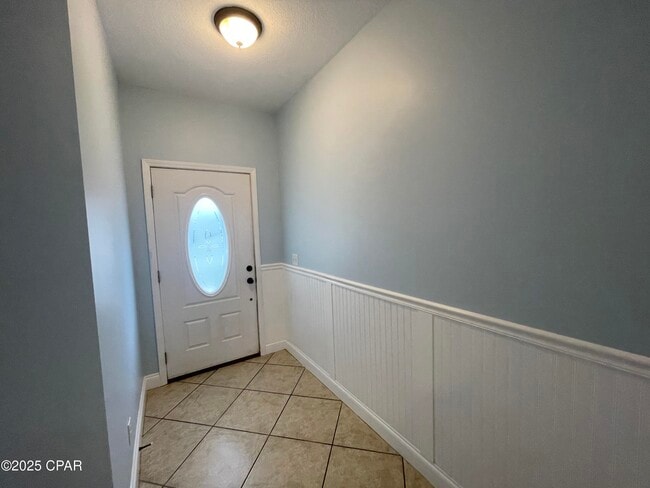 1758 Annabellas Dr in Panama City Beach, FL - Foto de edificio - Building Photo