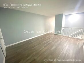 1027 Pittsburg Ave NW in North Canton, OH - Building Photo - Building Photo