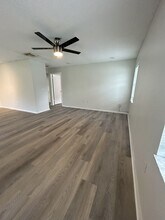 6449 Rockingtree Ln in Orlando, FL - Building Photo - Building Photo