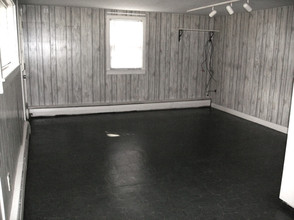 39 Wellsprings Lane in Royalton, VT - Building Photo - Building Photo