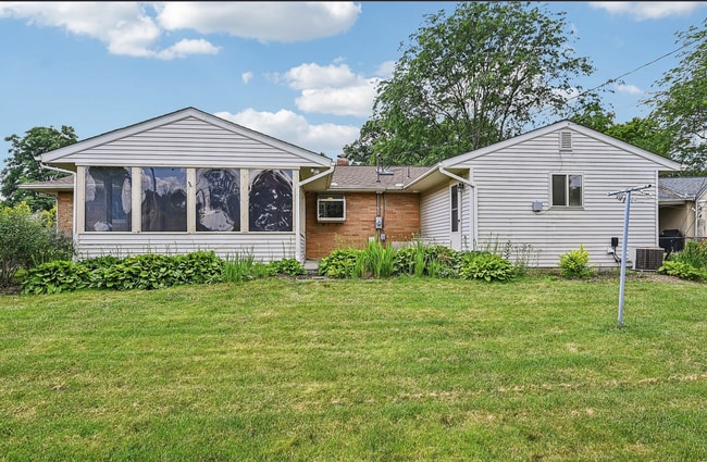 902 Brentford Dr in Columbus, OH - Building Photo - Building Photo