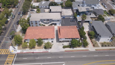 401-407 4th Ave in Chula Vista, CA - Building Photo - Other