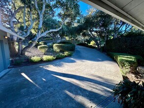 716 Toyon Dr in Monterey, CA - Building Photo - Building Photo