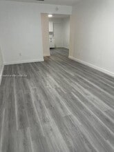 3675 SW 14th St in Miami, FL - Building Photo - Building Photo