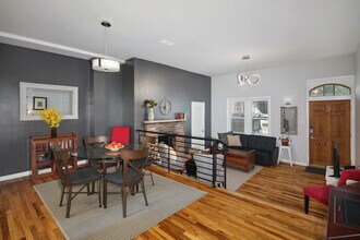 516 S 13th St, Unit 1 in Philadelphia, PA - Building Photo - Building Photo