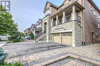 310 Golden Forest Rd in Vaughan, ON - Building Photo - Building Photo