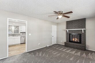 3141 S Knight Cir in Wichita, KS - Building Photo - Building Photo