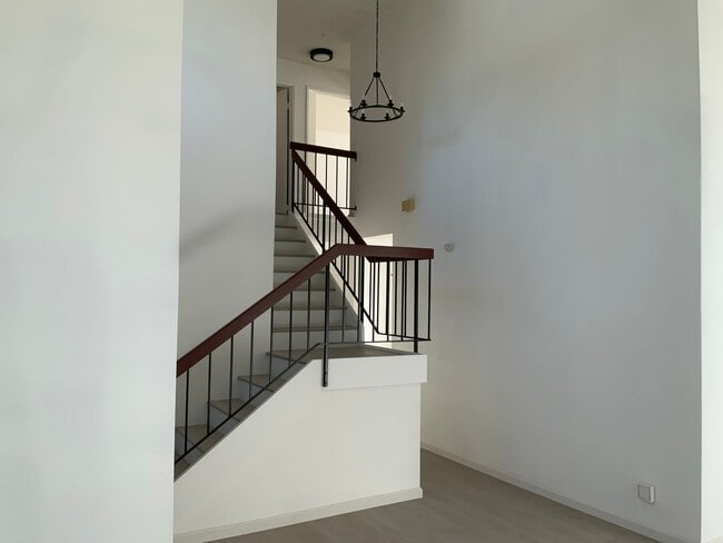 424 Sparrow Dr in Hercules, CA - Building Photo - Building Photo