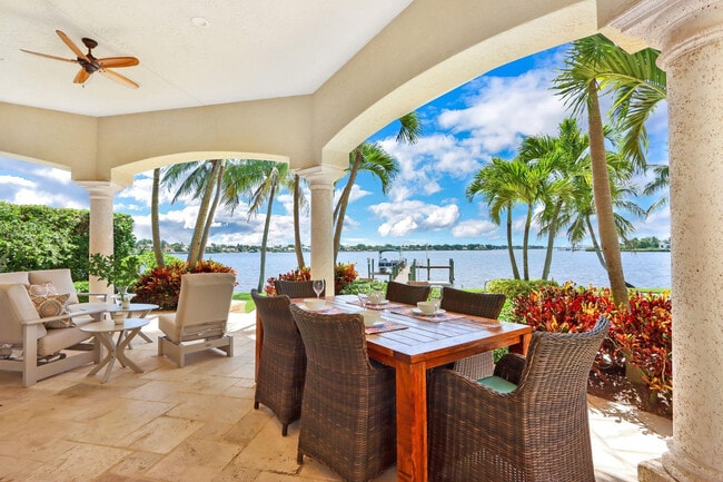 property at 19022 Loxahatchee River Rd