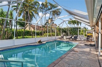 5060 Coldstream Ln in Naples, FL - Building Photo - Building Photo