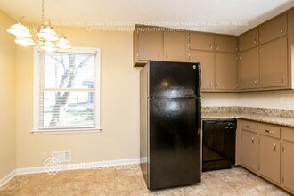 1908 Englewood Way SW in Snellville, GA - Foto de edificio - Building Photo