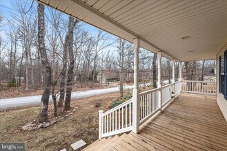 209 Winchester Dr in Winchester, VA - Building Photo - Building Photo