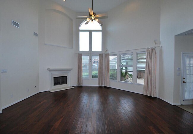 9106 Memorial Pines Way in Spring, TX - Building Photo - Building Photo