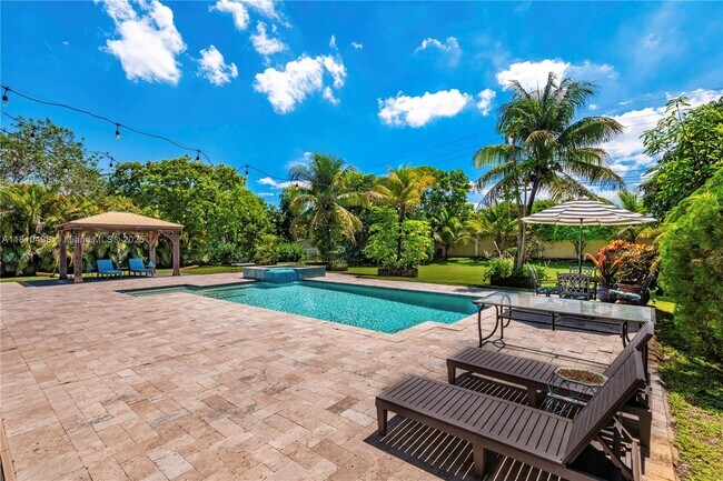 2170 SW 131st Terrace in Davie, FL - Building Photo - Building Photo