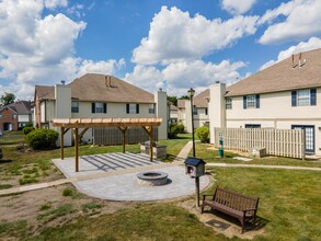 Townhomes at McNaughten in Columbus, OH - Foto de edificio - Building Photo