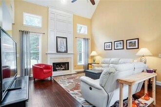 3915 High Gables E in Cumming, GA - Foto de edificio - Building Photo