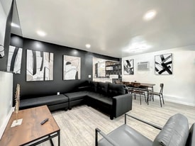 1829 Hollenbeck Dr in Orlando, FL - Building Photo